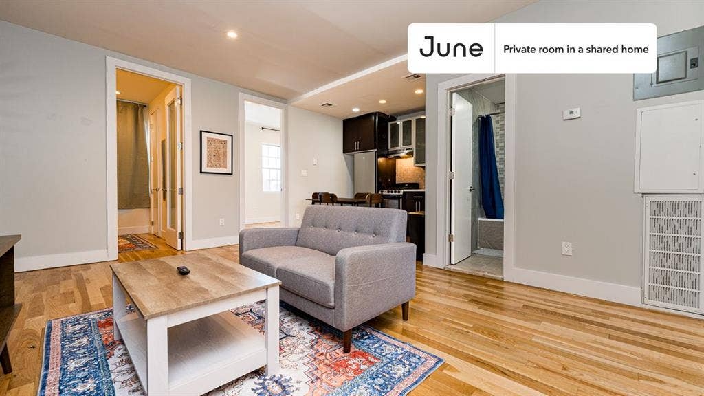 4 BR in New York City
