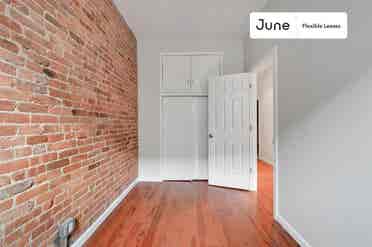 2 BR in New York City