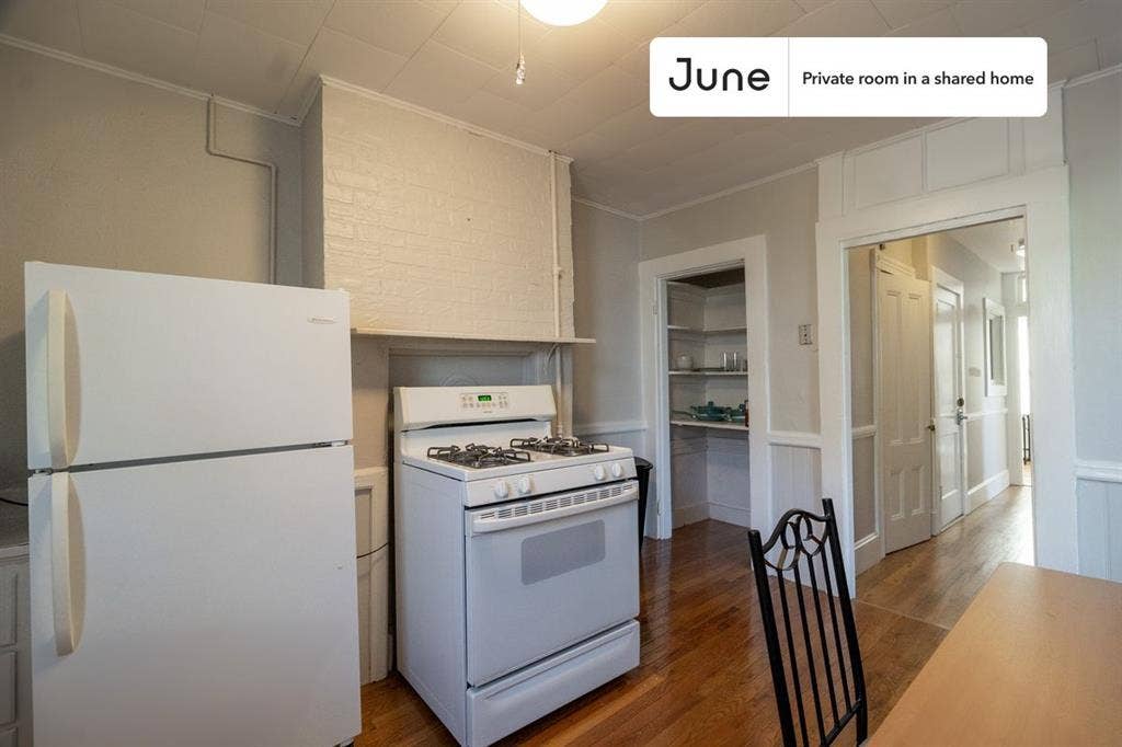 4 BR in Boston