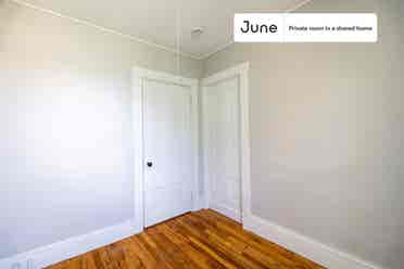 4 BR in Boston