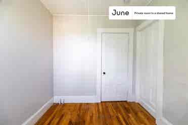 4 BR in Boston