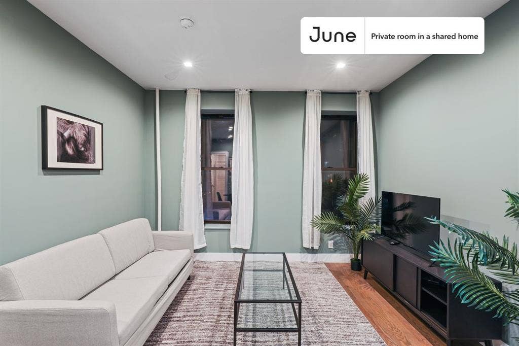 4 BR in New York City