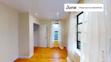 4 BR in New York City