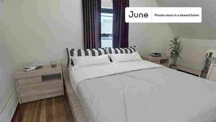 6 BR in Boston
