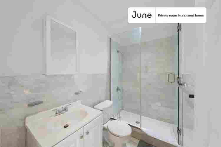 4 BR in New York City