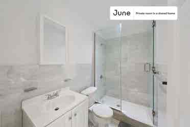 4 BR in New York City