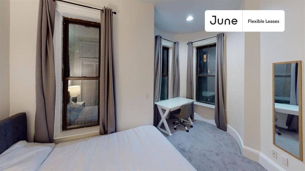 1 BR in Boston