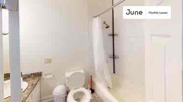 1 BR in Boston