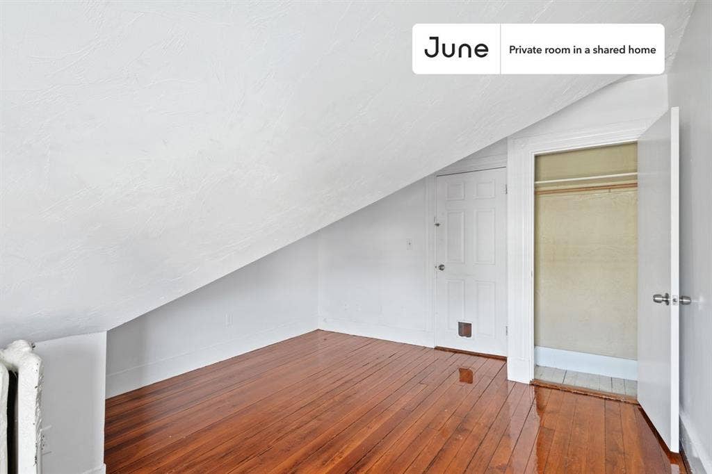 6 BR in Boston