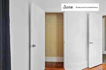 6 BR in Boston