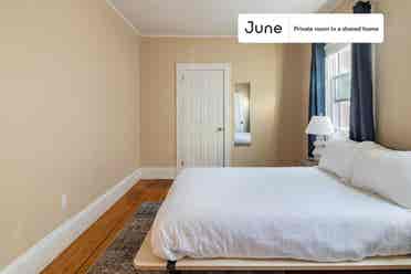 4 BR in Boston