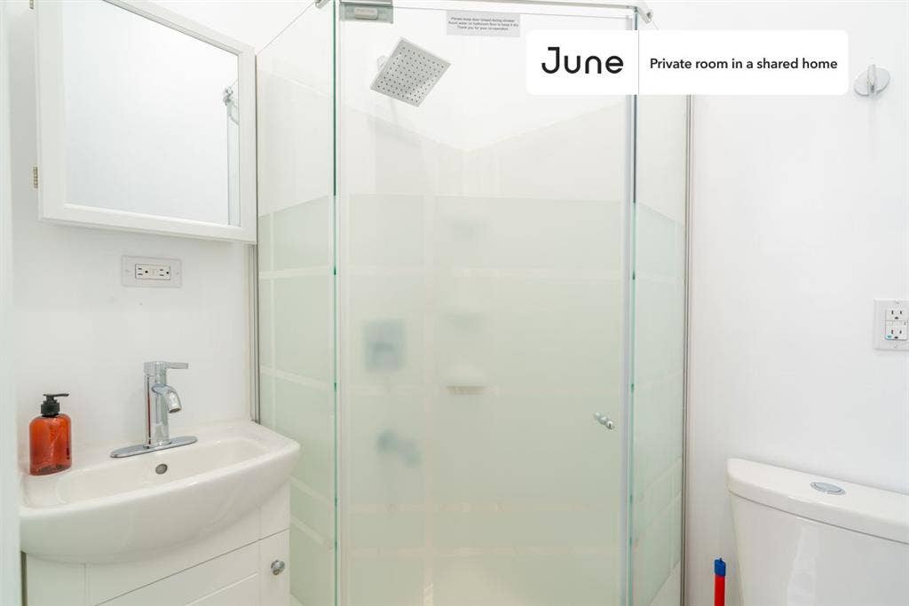 4 BR in New York City