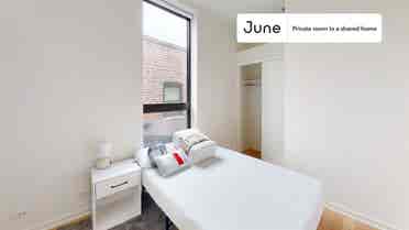 4 BR in Chicago
