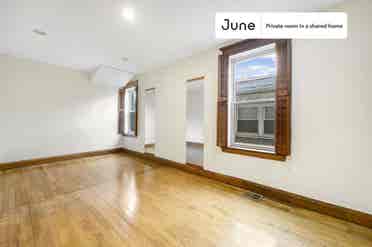 2 BR in Chicago