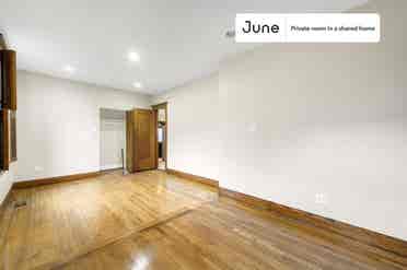 2 BR in Chicago