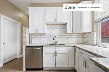 3 BR in Chicago