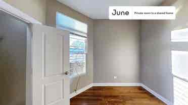 3 BR in Chicago