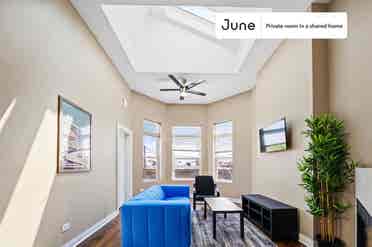 3 BR in Chicago