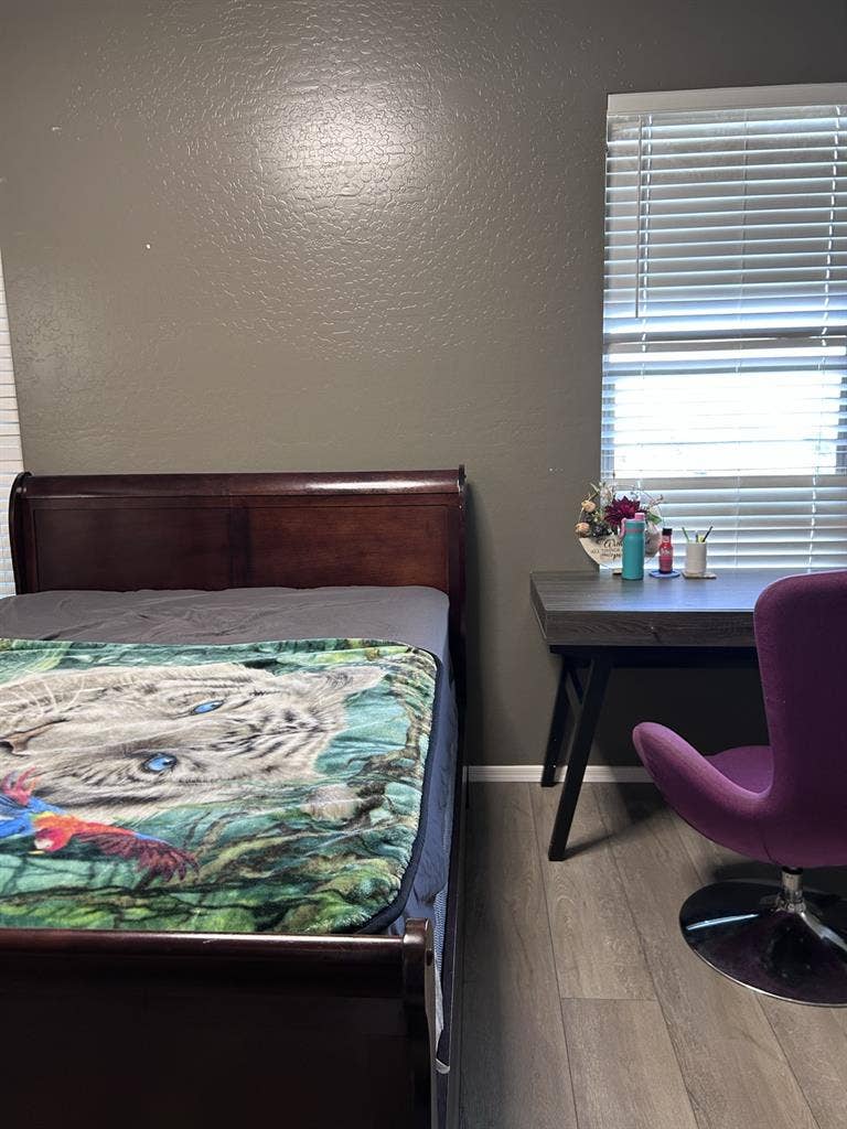 furnished room for rent
