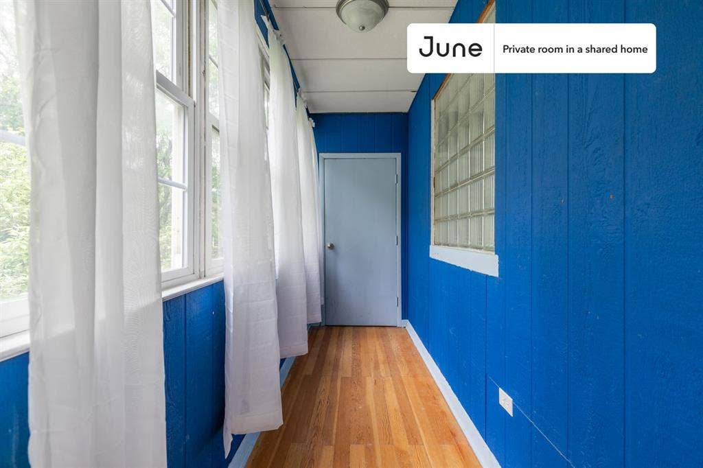 4 BR in Chicago