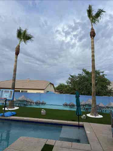 2 rooms available
