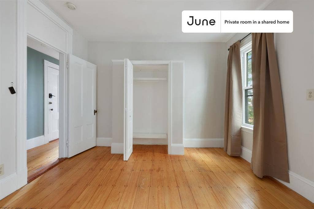 4 BR in Boston