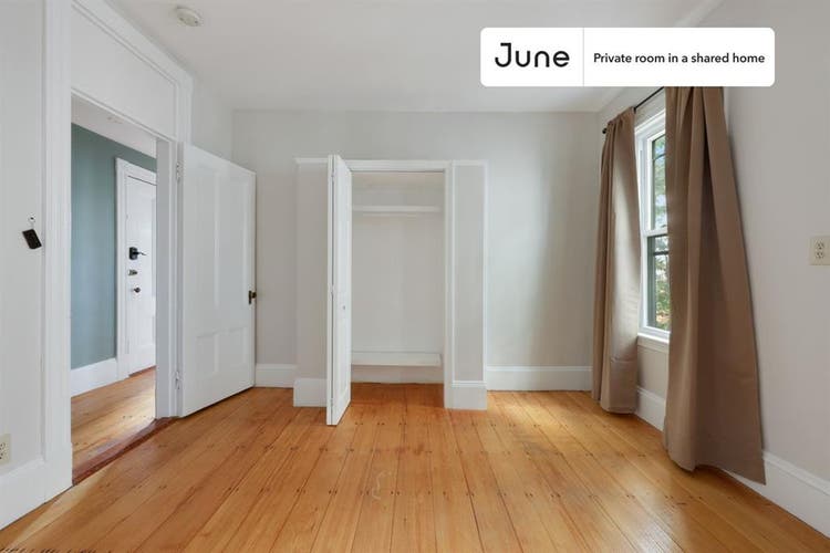 4 BR in Boston