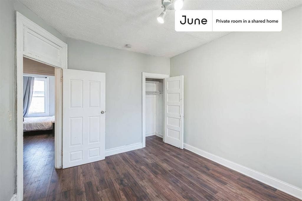 4 BR in Washington DC