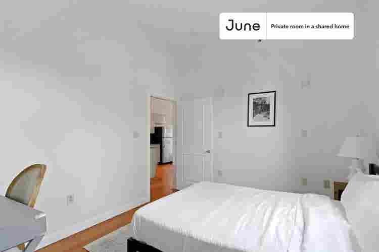 4 BR in Boston