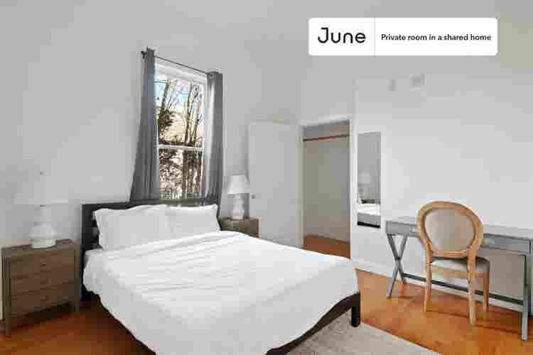 4 BR in Boston