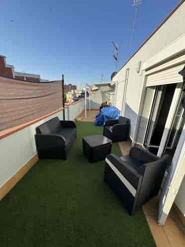 Alquilo habitación en hospitalet