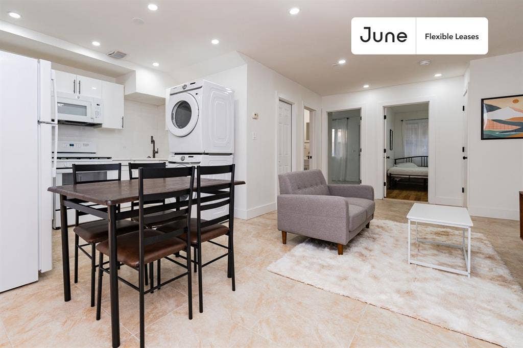 3 BR in New York City