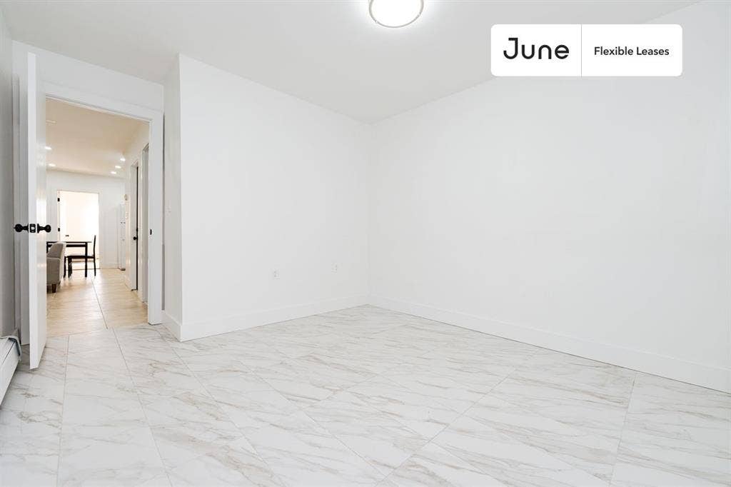3 BR in New York City
