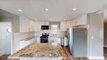 4 BR in Denver