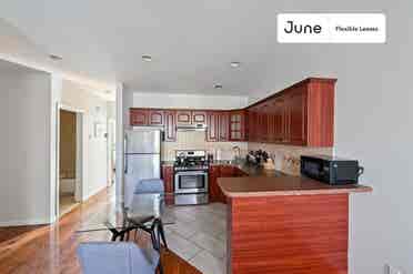 3 BR in New York City