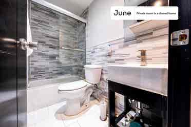 3 BR in New York City