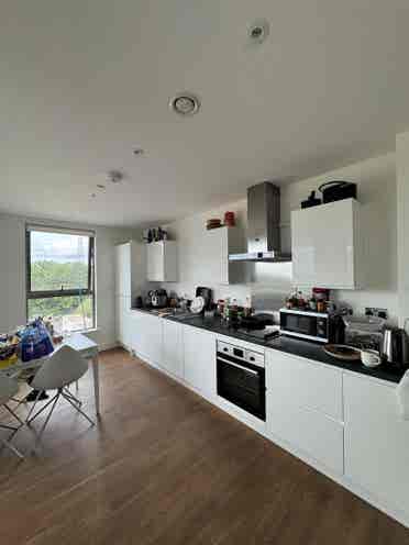 Subletting ensuite room July-Aug