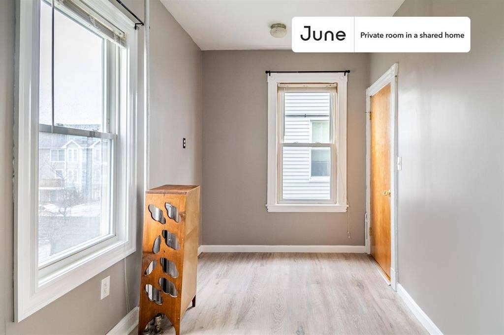 5 BR in Boston