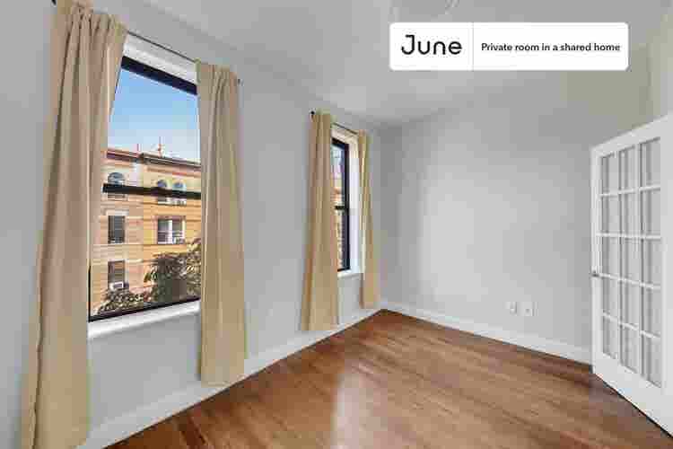 4 BR in New York City