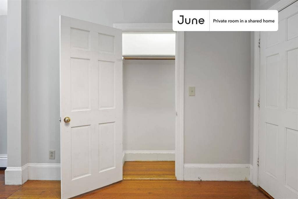 4 BR in Boston