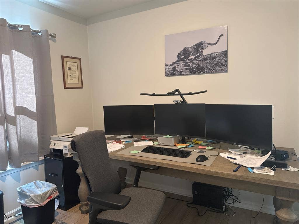 Room in new 3 bedroom