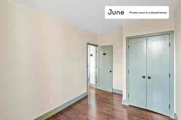 2 BR in New York City