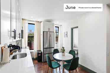 2 BR in New York City