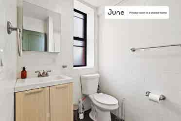 2 BR in New York City
