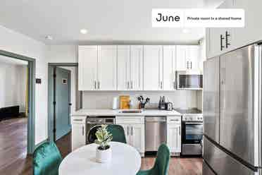 2 BR in New York City