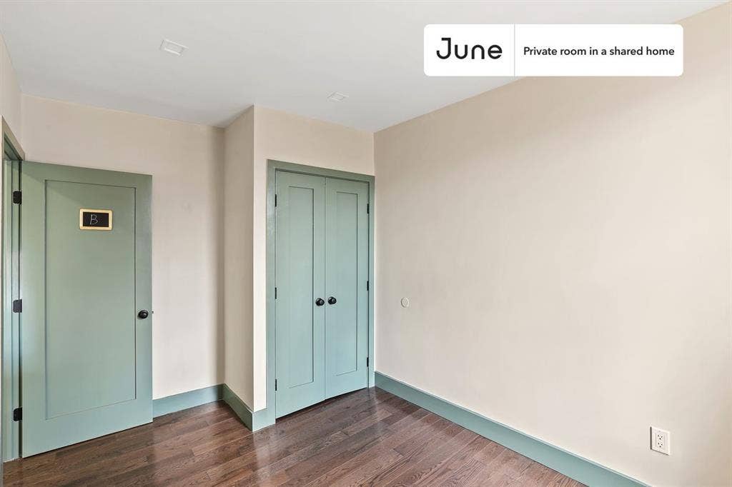 2 BR in New York City