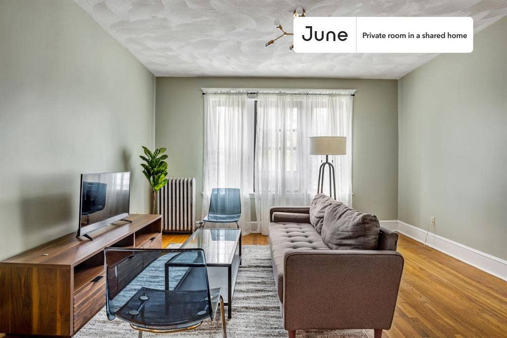 3 BR in Boston