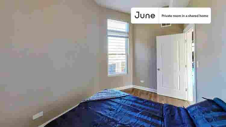 3 BR in Chicago