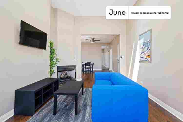 3 BR in Chicago