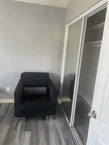 Room for rent $